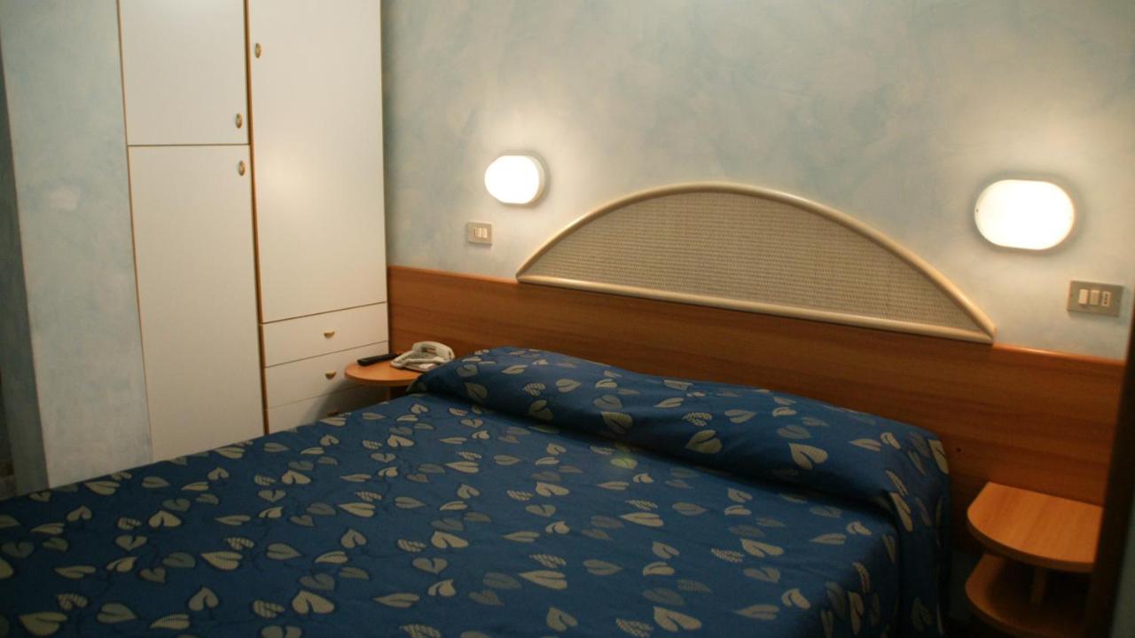 Hotel Verudella ريميني المظهر الخارجي الصورة
