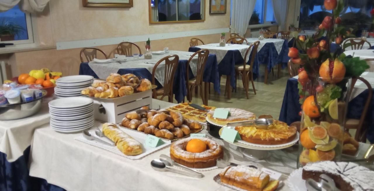 Hotel Verudella ريميني المظهر الخارجي الصورة