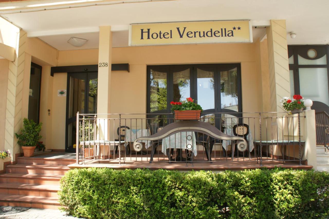 Hotel Verudella ريميني المظهر الخارجي الصورة