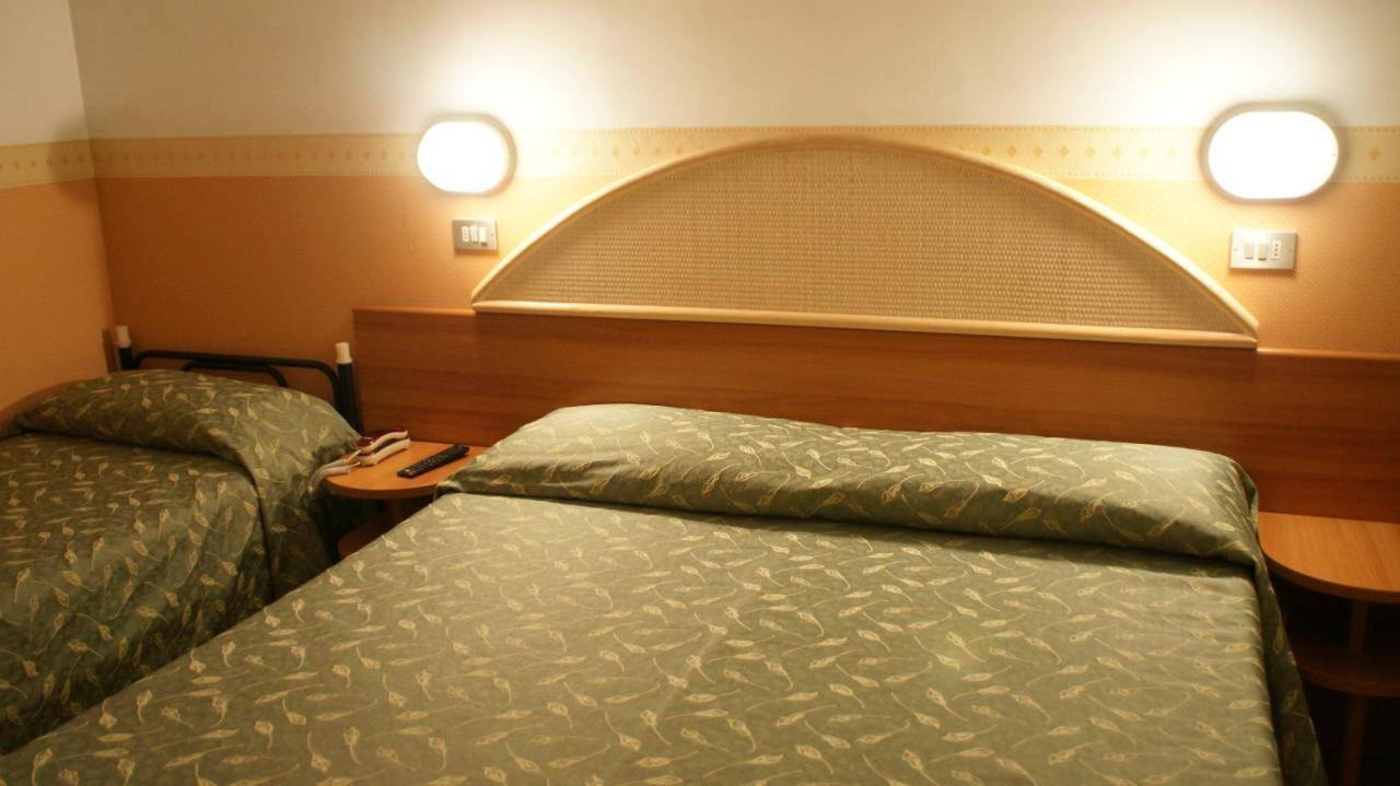 Hotel Verudella ريميني المظهر الخارجي الصورة